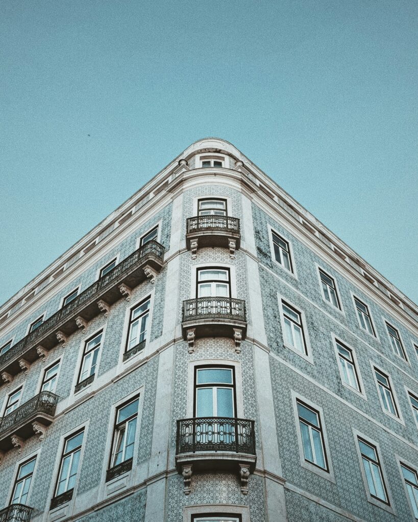 isabella-abreu-0lJDg5PhO0Q-unsplash Lisbon